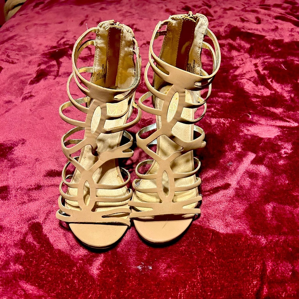 Dress shoes